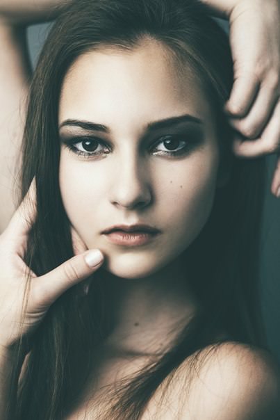 Our model Jeanne works in Japan and its test shuting!