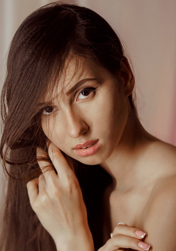 MARIA B